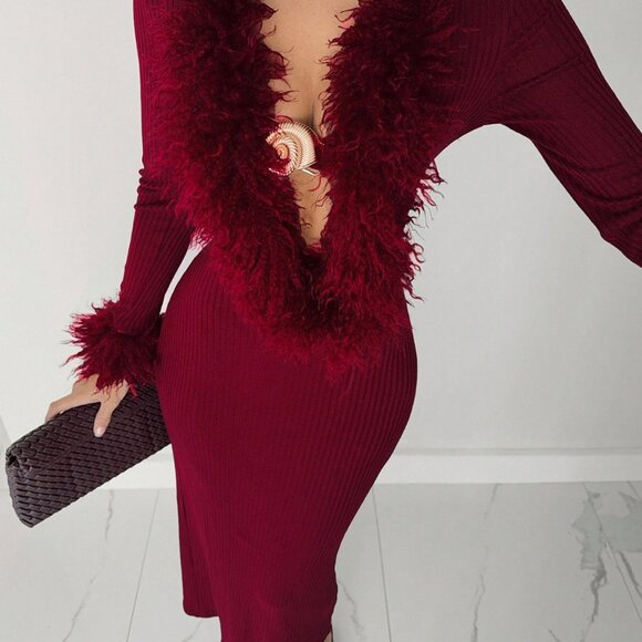 Burgundy Elegant Women's Christmas faux fur trim Sweater Dress - Picture 5 of 5